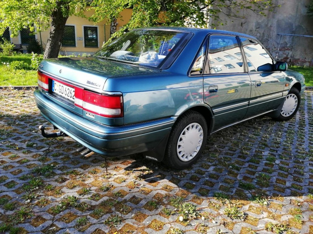 Мазда 636 1993
